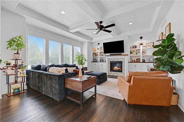 11573 S Roundtree Street, Olathe, KS 66061