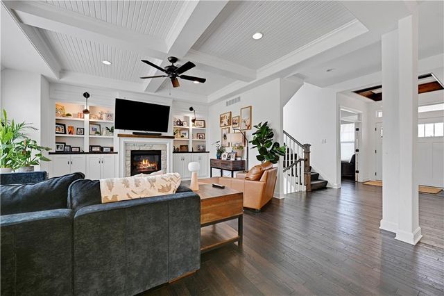 11573 S Roundtree Street, Olathe, KS 66061