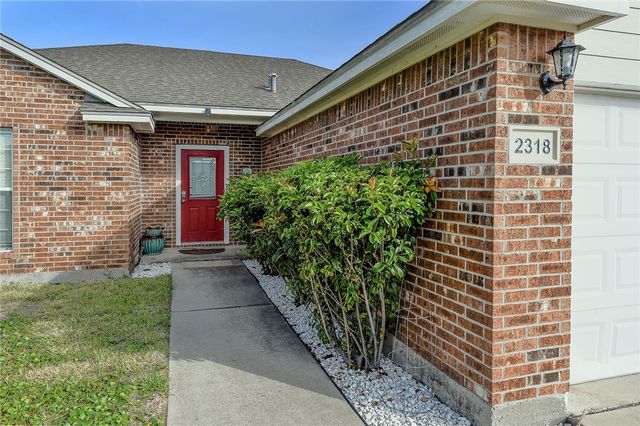 2318 Luzius Dr, Corpus Christi, TX 78418