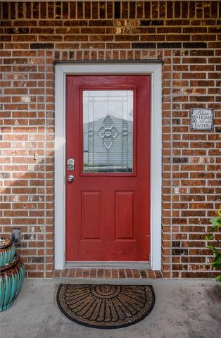 2318 Luzius Dr, Corpus Christi, TX 78418