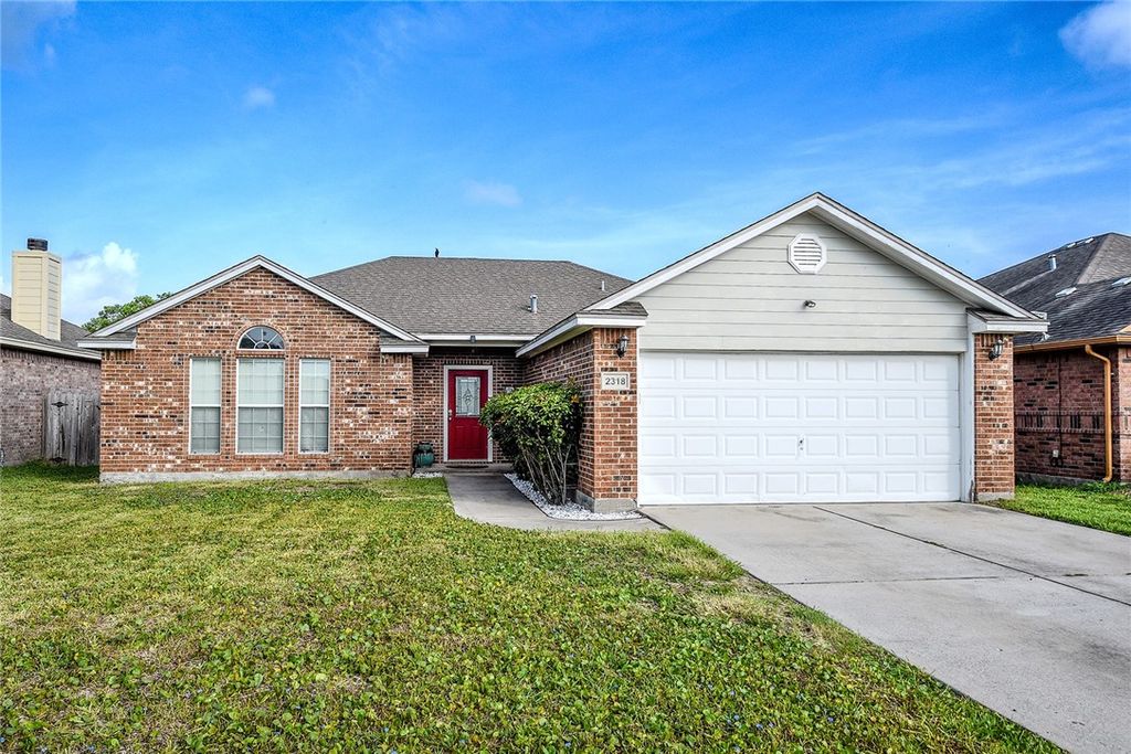 2318 Luzius Dr, Corpus Christi, TX 78418