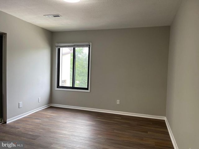 10126 CAMPUS WAY S #301-1C, Upper Marlboro, MD 20774