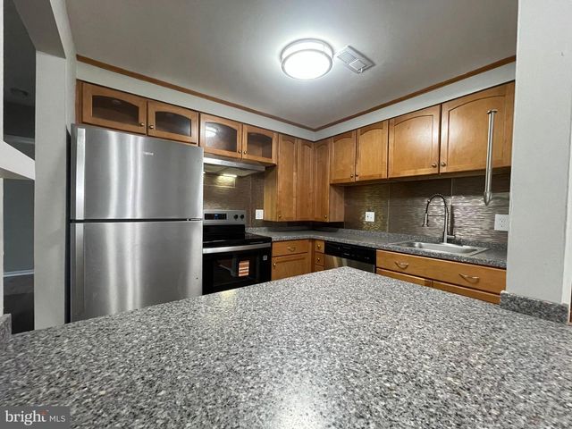 10126 CAMPUS WAY S #301-1C, Upper Marlboro, MD 20774