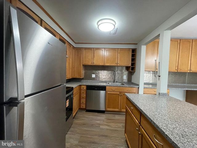 10126 CAMPUS WAY S #301-1C, Upper Marlboro, MD 20774