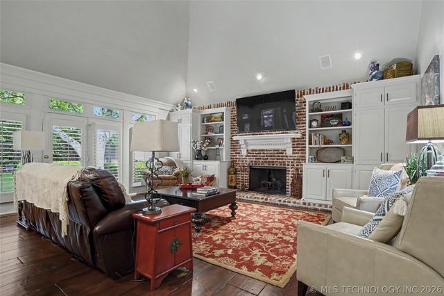 10106 S Maplewood Avenue, Tulsa, OK 74137