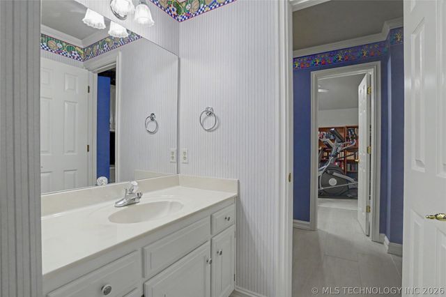 10106 S Maplewood Avenue, Tulsa, OK 74137
