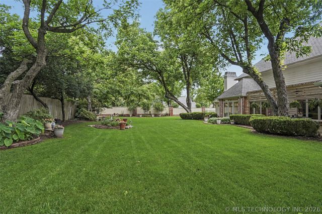 10106 S Maplewood Avenue, Tulsa, OK 74137