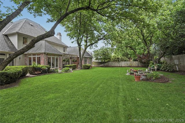 10106 S Maplewood Avenue, Tulsa, OK 74137