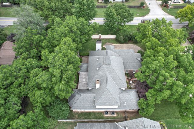 10106 S Maplewood Avenue, Tulsa, OK 74137