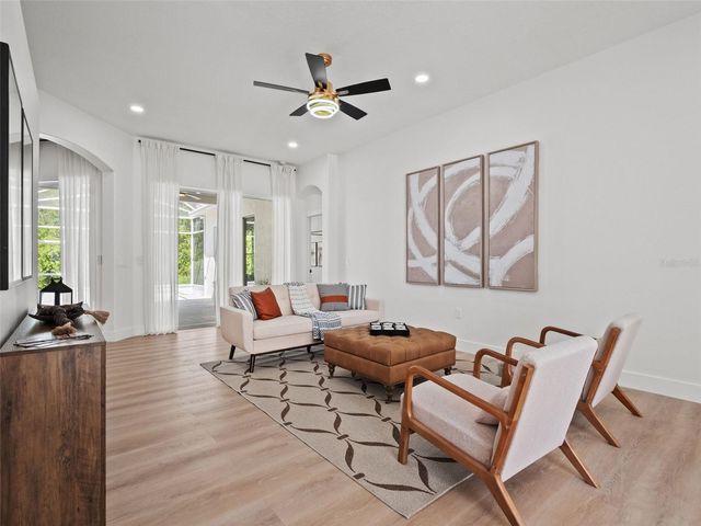 6111 HERONCREST COURT, Lithia, FL 33547