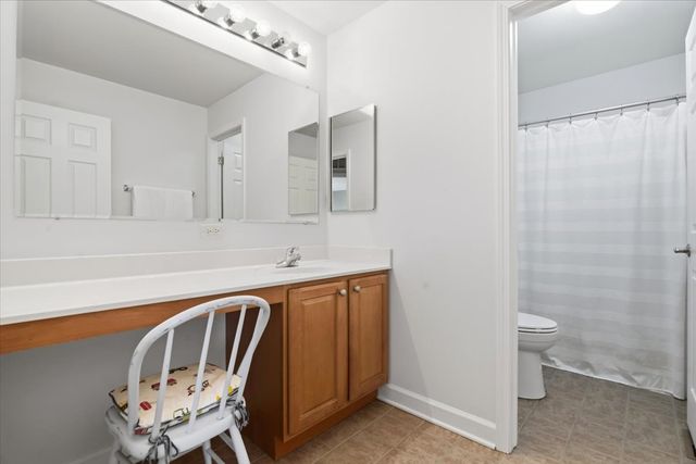 2835 Liberty Lakes Boulevard, Wauconda, IL 60084