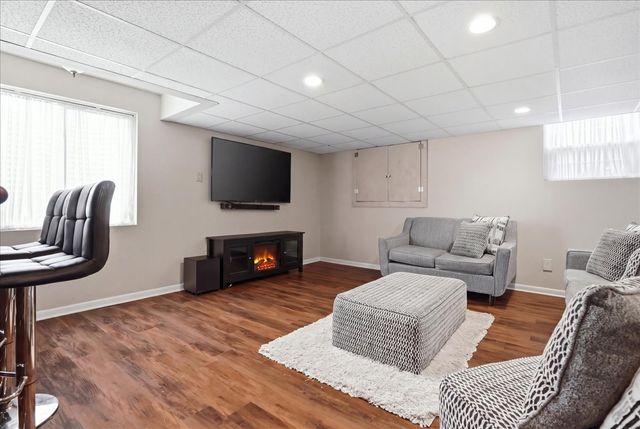 2835 Liberty Lakes Boulevard, Wauconda, IL 60084