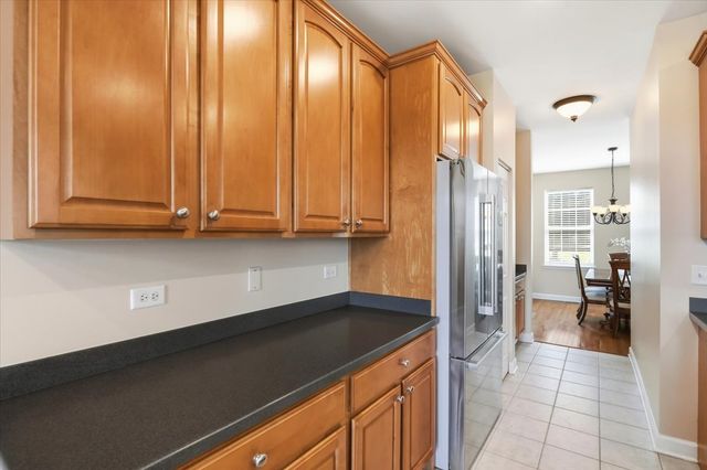 2835 Liberty Lakes Boulevard, Wauconda, IL 60084