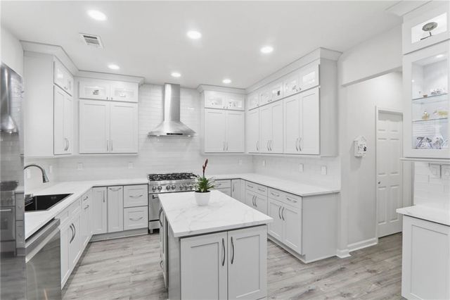 982 Gather Drive, Lawrenceville, GA 30043