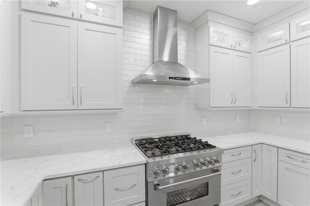 982 Gather Drive, Lawrenceville, GA 30043