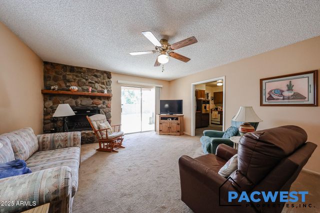 4801 W BEVERLY Lane, Glendale, AZ 85306