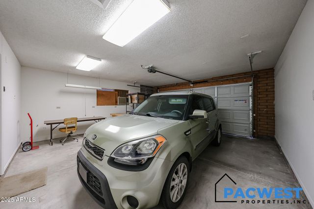 4801 W BEVERLY Lane, Glendale, AZ 85306