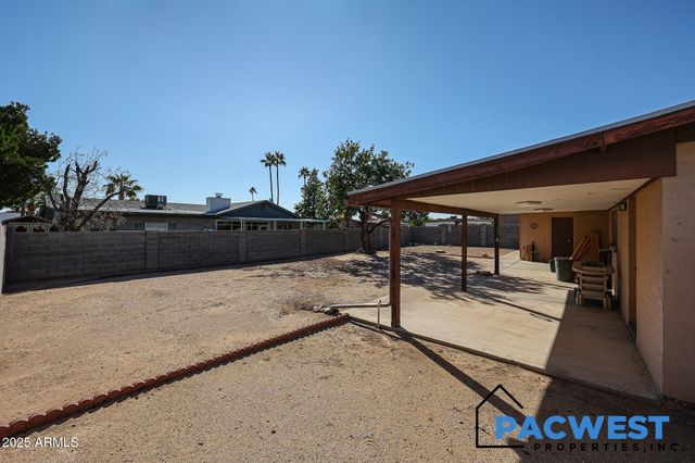4801 W BEVERLY Lane, Glendale, AZ 85306