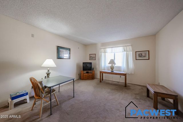 4801 W BEVERLY Lane, Glendale, AZ 85306