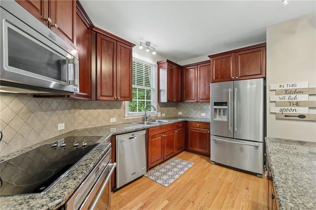 3856 Creekview Ridge Drive, Buford, GA 30518