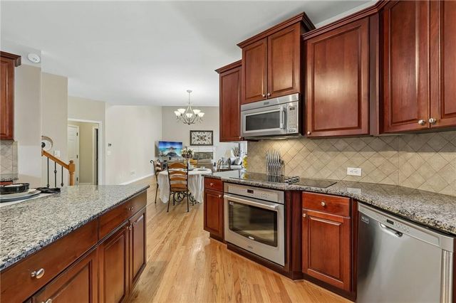 3856 Creekview Ridge Drive, Buford, GA 30518