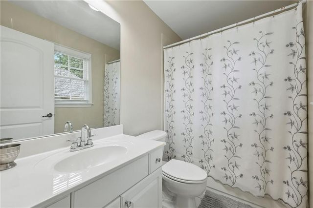 3856 Creekview Ridge Drive, Buford, GA 30518
