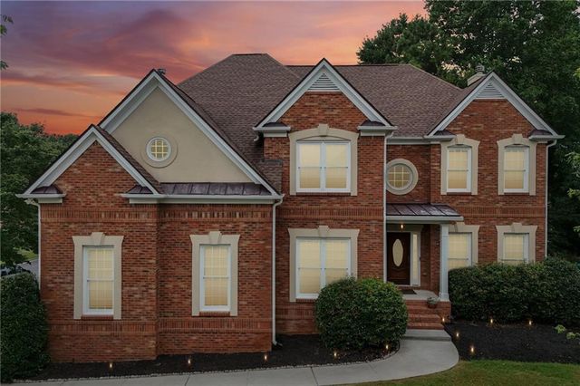3856 Creekview Ridge Drive, Buford, GA 30518