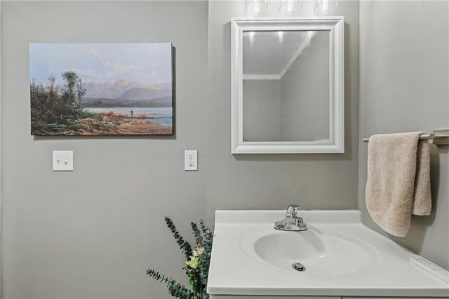 3856 Creekview Ridge Drive, Buford, GA 30518