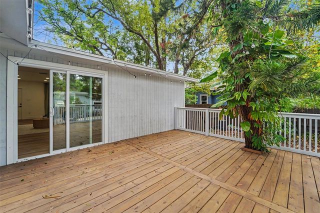 903 E CAYUGA STREET, Tampa, FL 33603