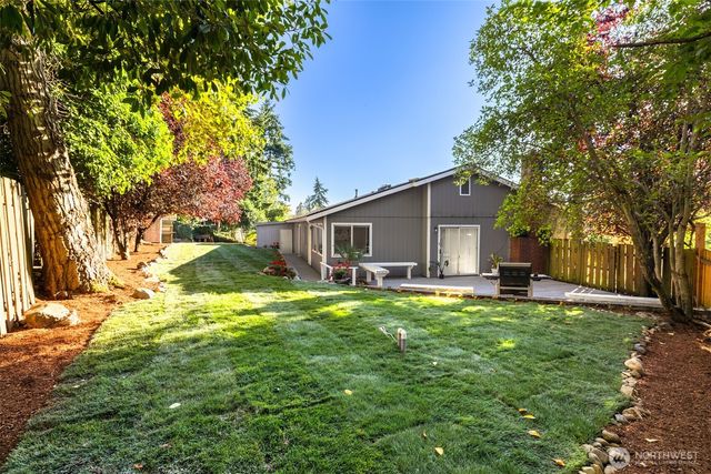 2417 S 249th Place, Kent, WA 98032