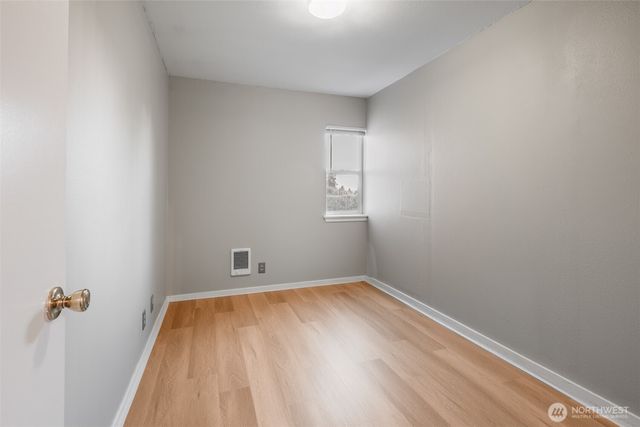 2417 S 249th Place, Kent, WA 98032