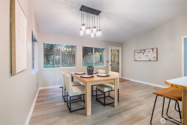 2417 S 249th Place, Kent, WA 98032