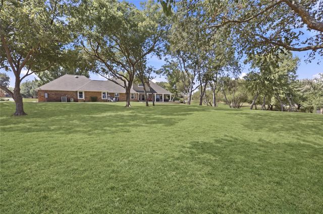 1201 E Stone Road, Wylie, TX 75098