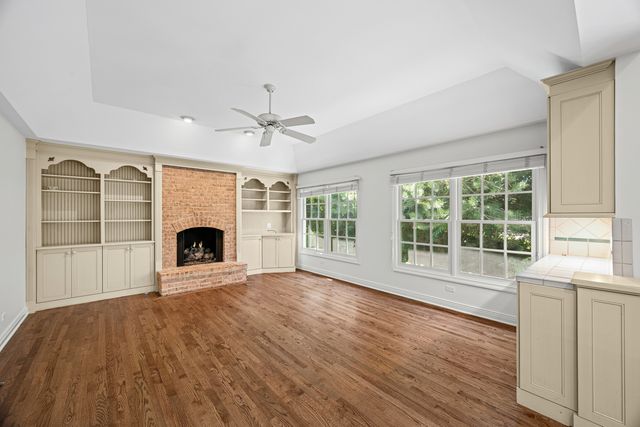 1735 Yale Court, Lake Forest, IL 60045