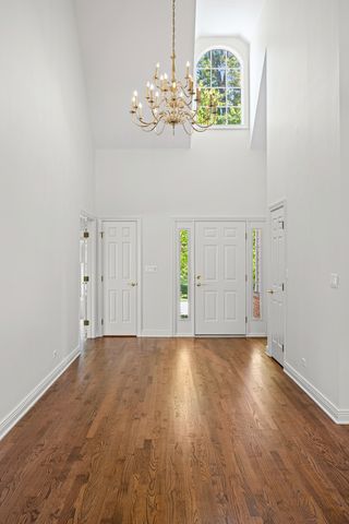 1735 Yale Court, Lake Forest, IL 60045