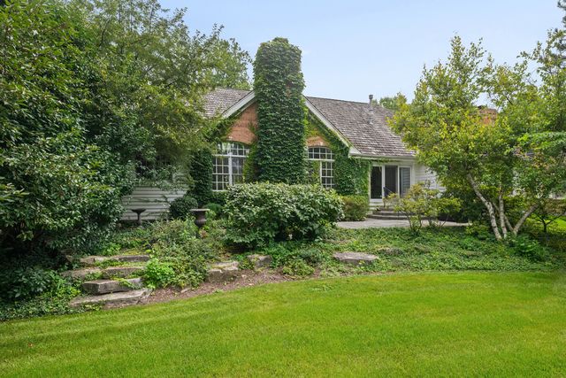1735 Yale Court, Lake Forest, IL 60045