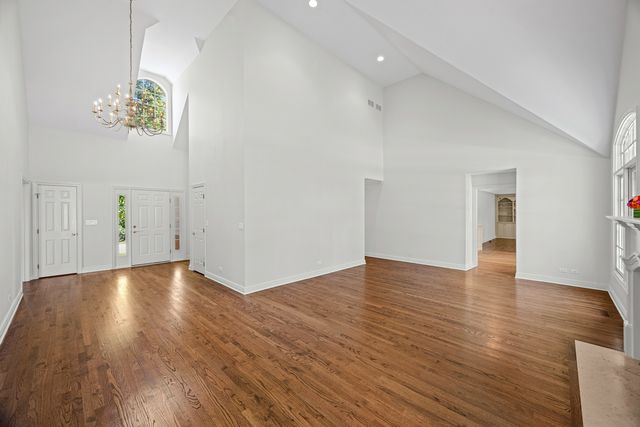 1735 Yale Court, Lake Forest, IL 60045