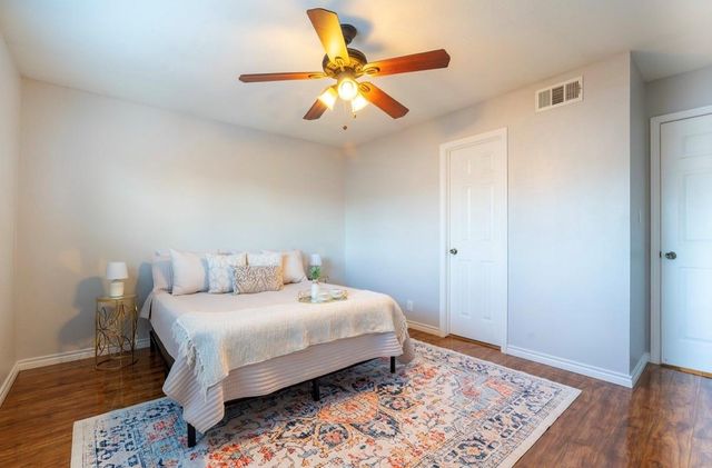 11002 Hammerly Boulevard 19, Houston, TX 77043