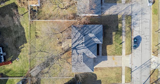 9380 Mckinley Street, Crown Point, IN 46307