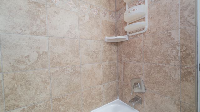 9380 Mckinley Street, Crown Point, IN 46307