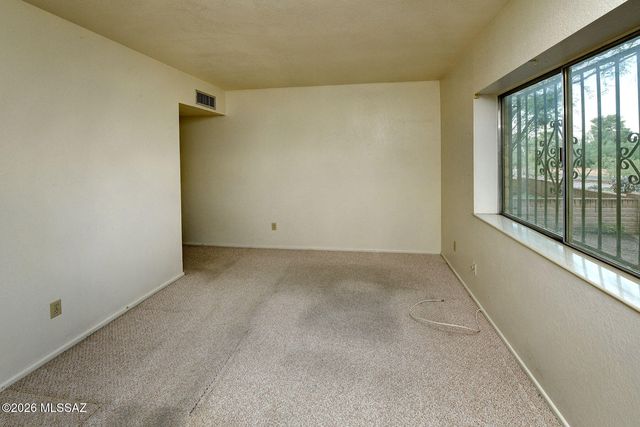 2560 N Jeanette Avenue, Tucson, AZ 85749