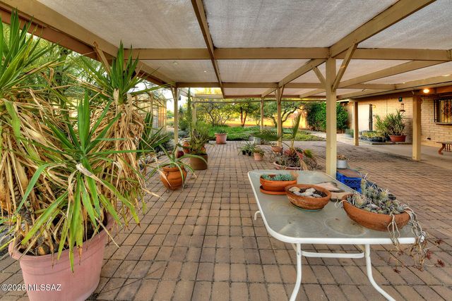 2560 N Jeanette Avenue, Tucson, AZ 85749