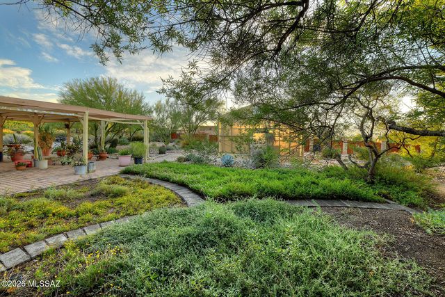 2560 N Jeanette Avenue, Tucson, AZ 85749