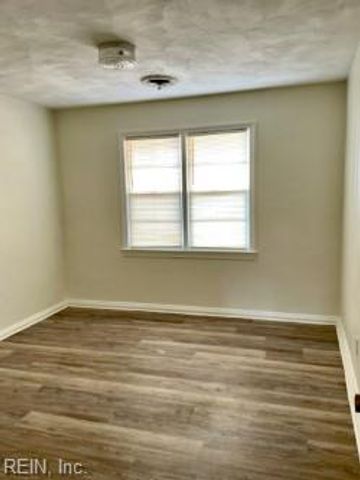 1729 W 49th ST, Norfolk, VA 23508