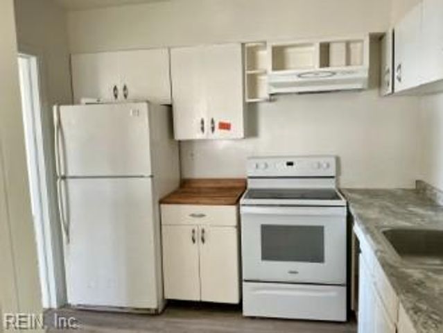 1729 W 49th ST, Norfolk, VA 23508