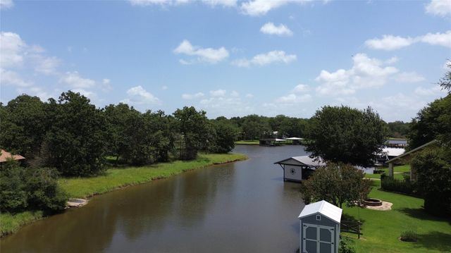 218 Lcr 743, Thornton, TX 76687