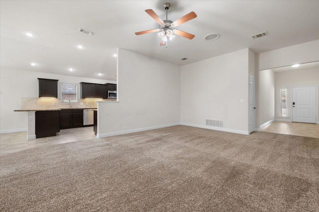 10119 Valencia Avenue, Lubbock, TX 79424