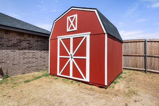 10119 Valencia Avenue, Lubbock, TX 79424