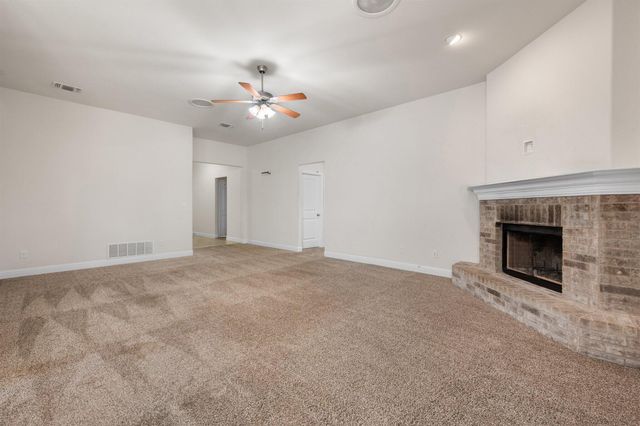 10119 Valencia Avenue, Lubbock, TX 79424