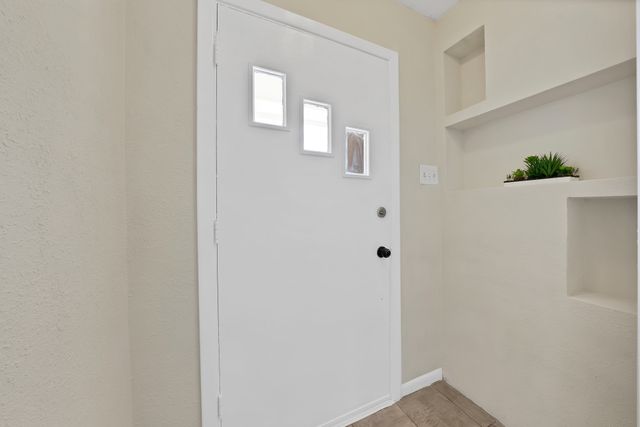 8533 Blossom Lane, Dallas, TX 75227